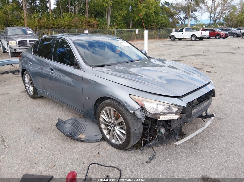 2018 Infiniti Q50 3.0T Luxe