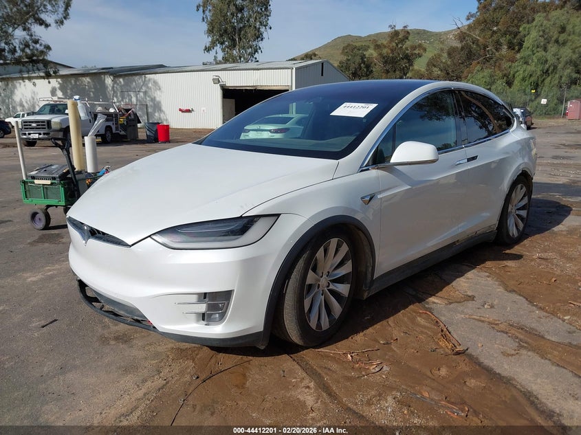 2020 Tesla Model X Long Range Dual Motor All-Wheel Drive/Long Range Plus Dual Motor All-Wheel Drive