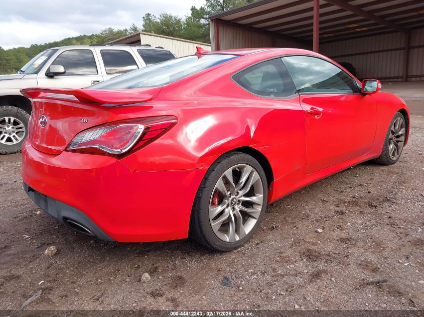 2013 Hyundai Genesis 3.8 Track