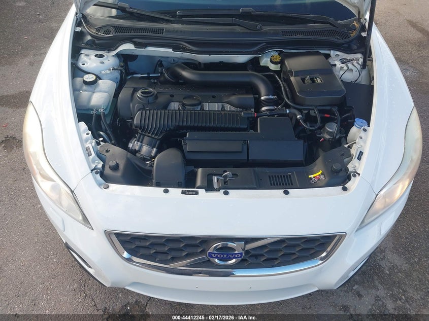 2011 Volvo C30 T5/T5 R-Design VIN: YV1672MKXB2210006 Lot: 44412245