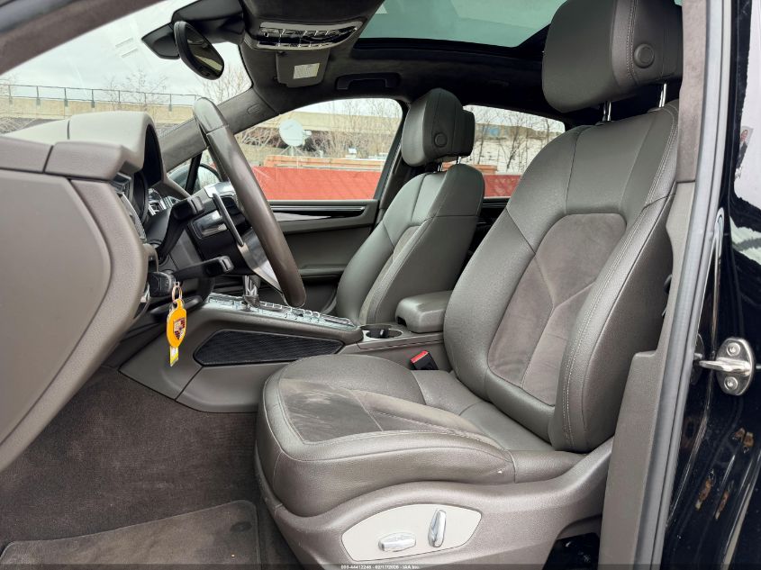 2017 Porsche Macan S