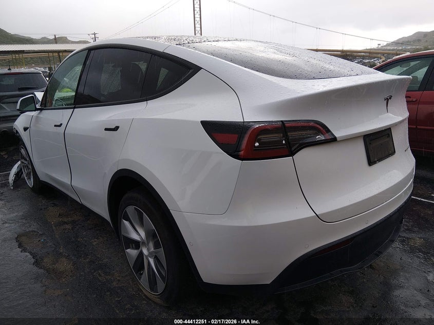 2022 Tesla Model Y Long Range Dual Motor All-Wheel Drive