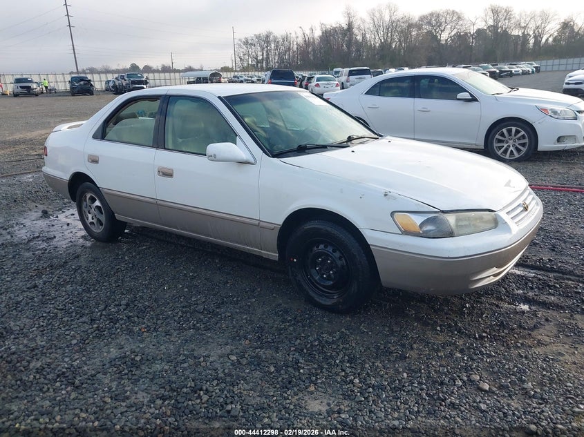 1999 Toyota Camry Le