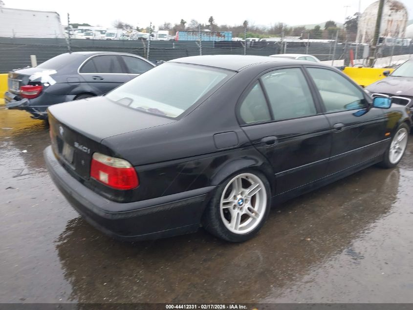 2000 BMW 540Ia