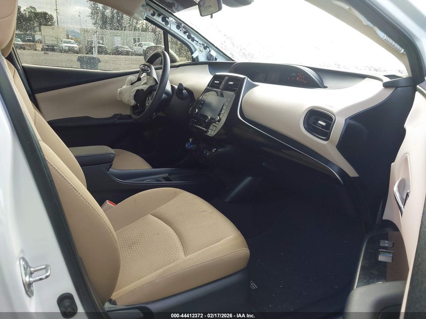 2022 Toyota Prius Le