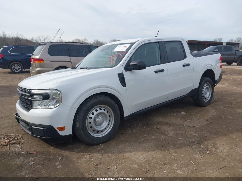 VIN 3FTTW8B97RRA62840 2024 FORD MAVERICK XL