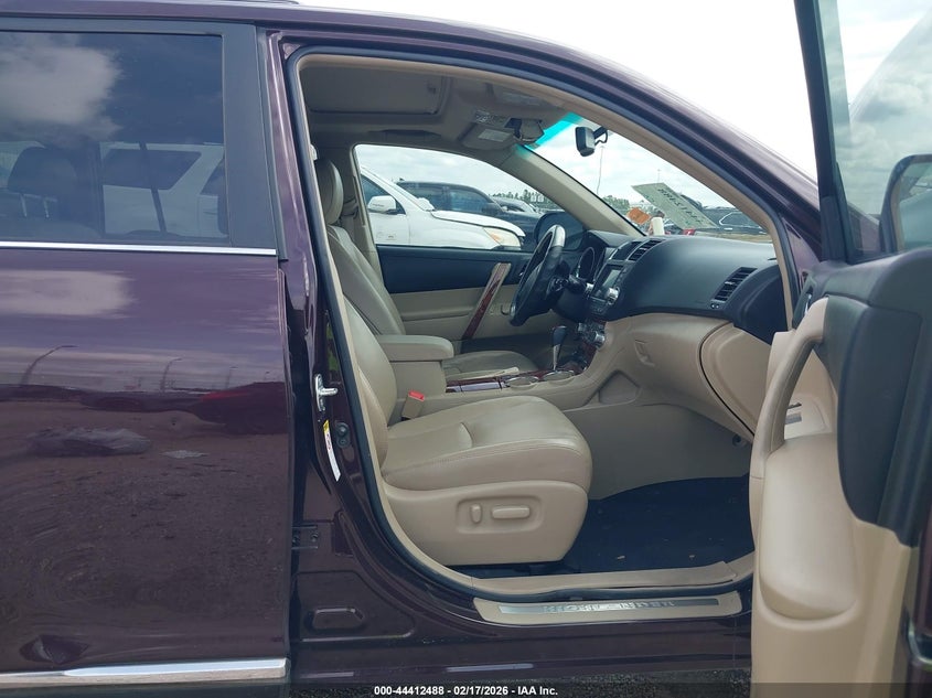 2012 Toyota Highlander Limited V6