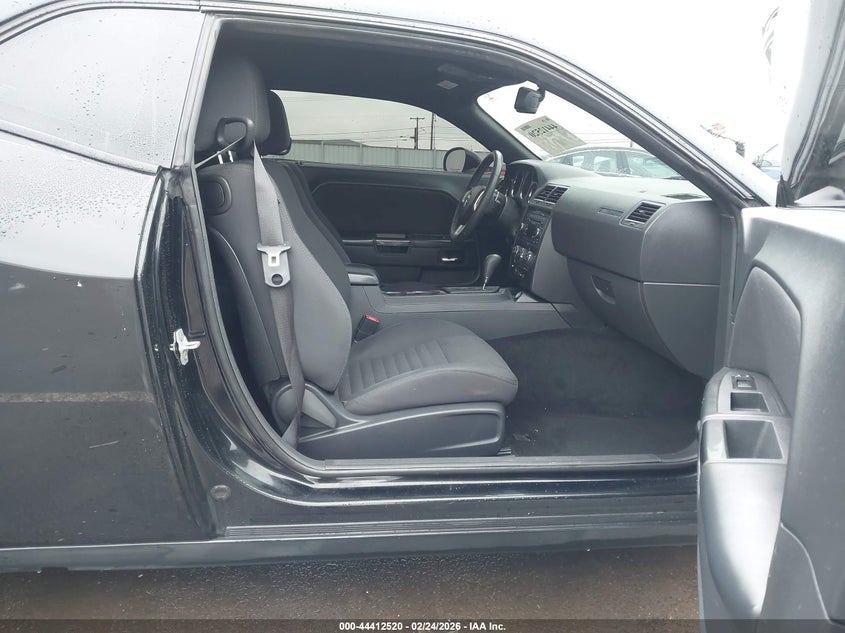 2013 Dodge Challenger Sxt