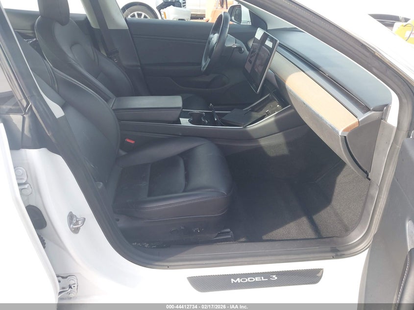 2018 Tesla Model 3 Long Range/Performance