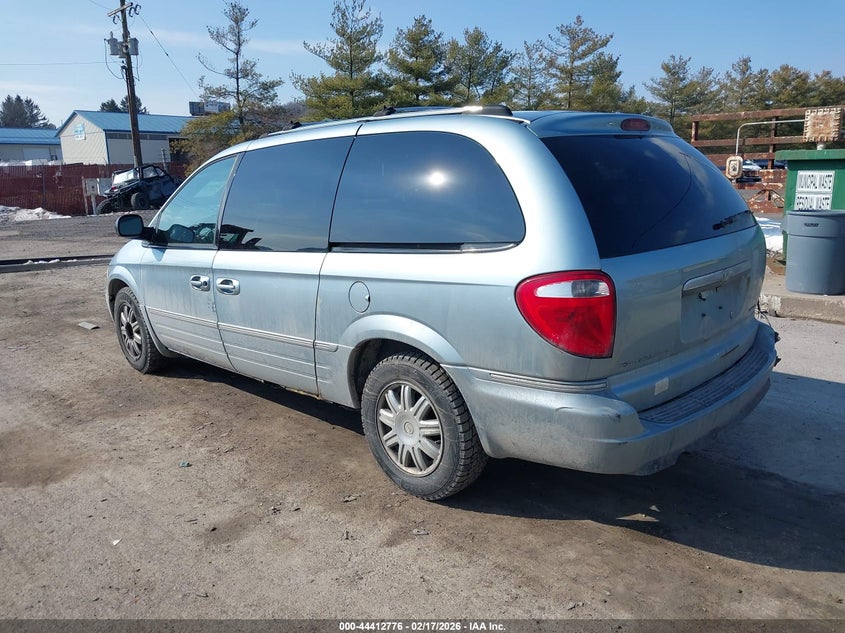 2005 Chrysler Town & Country Limited