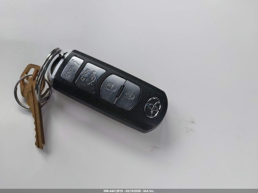 2019 Toyota Yaris Le VIN: 3MYDLBYV3KY519283 Lot: 44412918