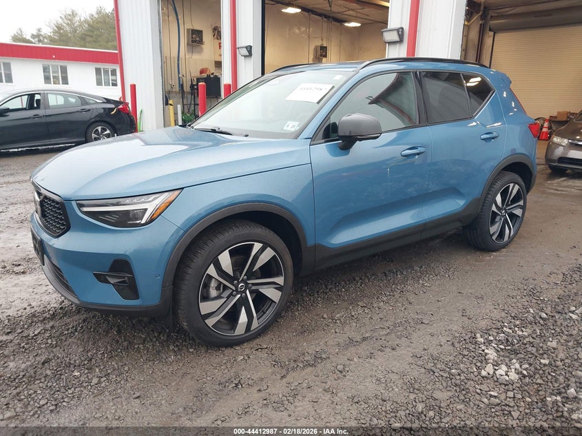 Vin: yv4l12um1r2357723, lot: 44909558, volvo xc40 b5 ultimate dark theme 20242