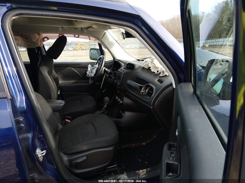 2017 Jeep Renegade Altitude Fwd