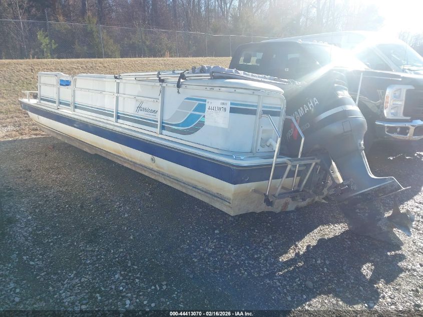 1995 Suntracker Hurricane