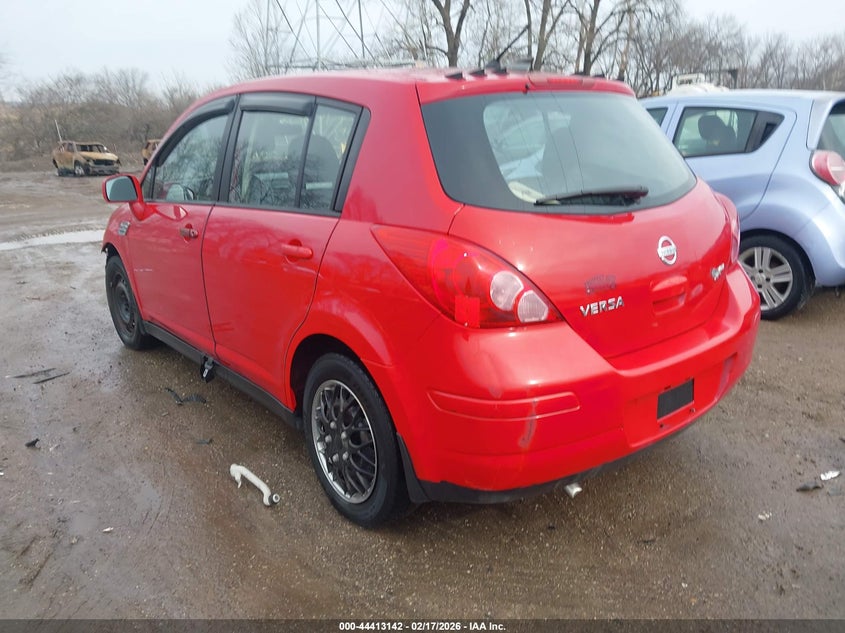 2011 Nissan Versa 1.8S