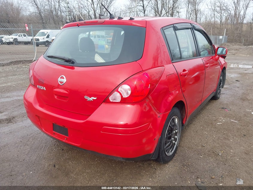 2011 Nissan Versa 1.8S
