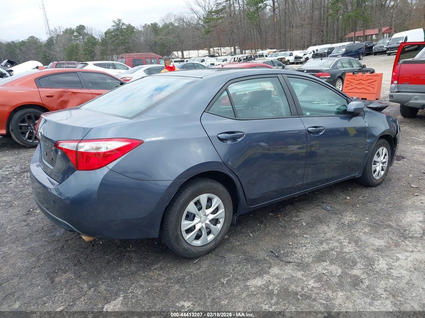 2015 TOYOTA COROLLA auction photo 4