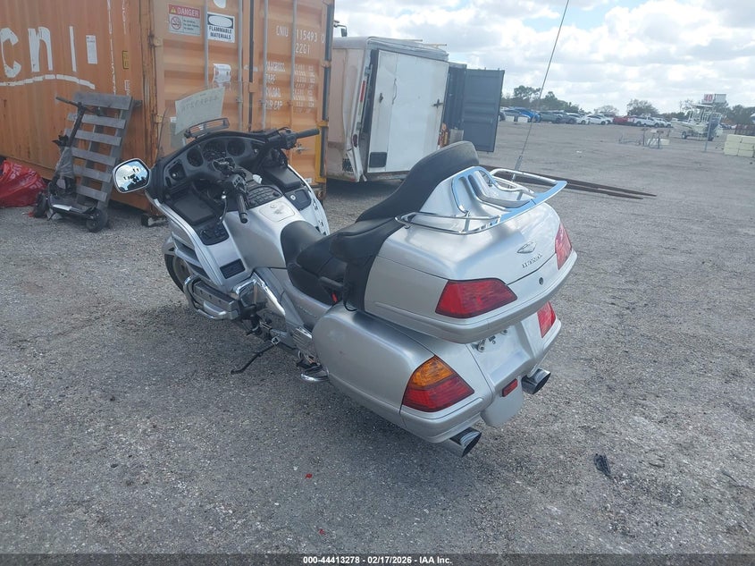 2005 Honda Gl1800