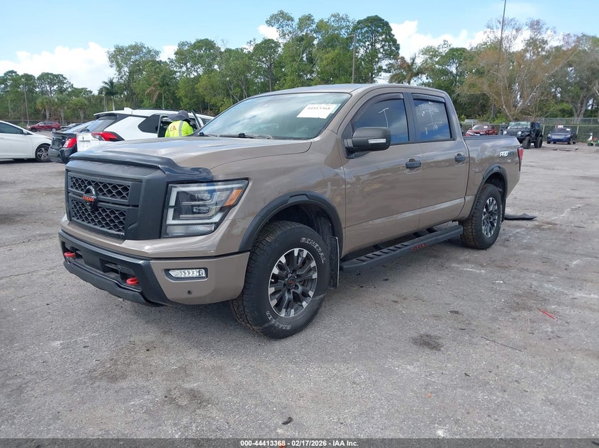 2022 Nissan Titan Pro-4X 4X4