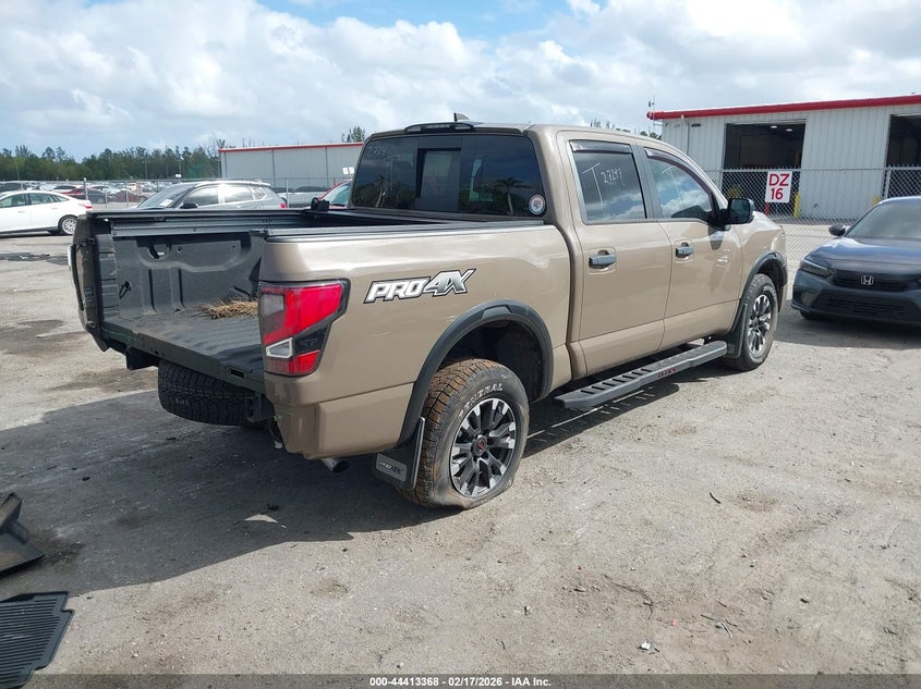 2022 Nissan Titan Pro-4X 4X4