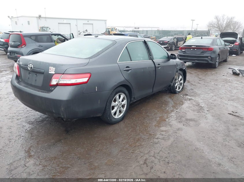 2011 Toyota Camry Le