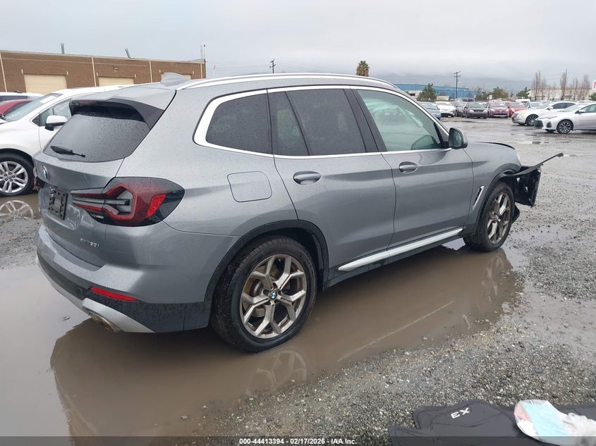 2023 BMW X3 xDrive30I