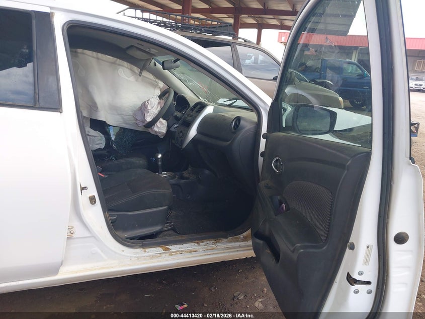 2017 Nissan Versa 1.6 Sv