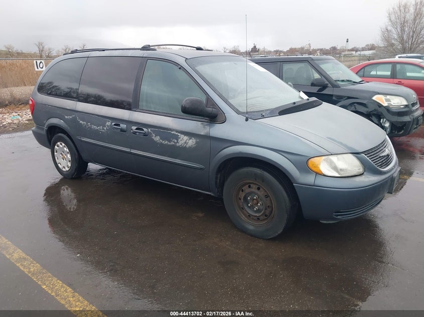 2002 Chrysler Town & Country Lx