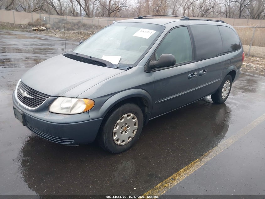 2002 Chrysler Town & Country Lx