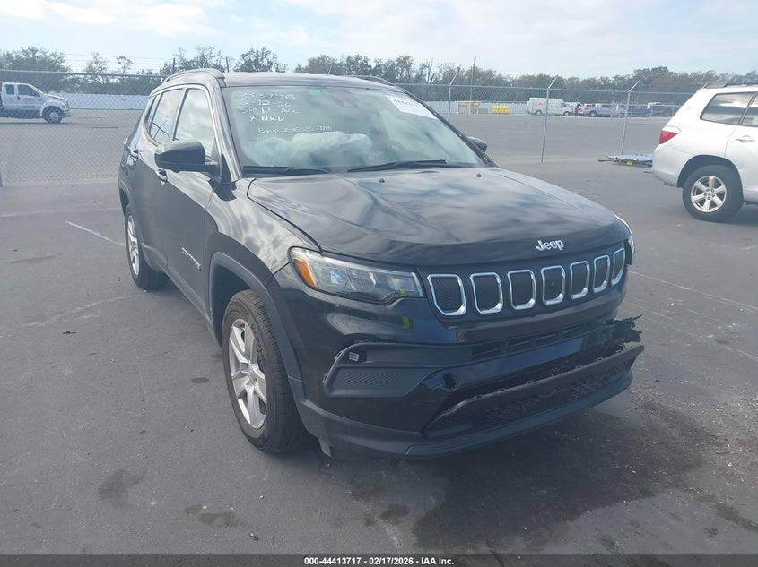 2022 Jeep Compass Latitude Fwd