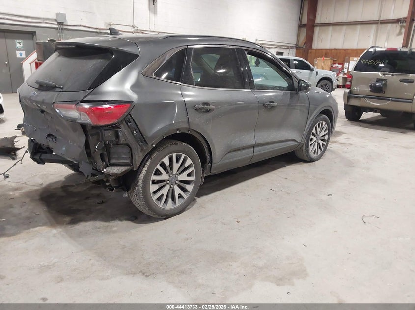 2020 Ford Escape Titanium