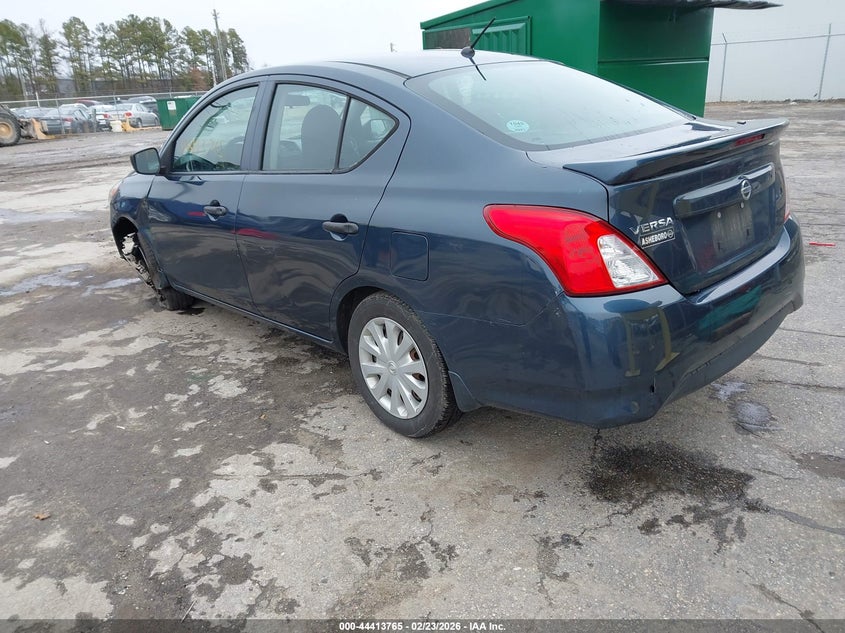 2017 Nissan Versa 1.6 S+