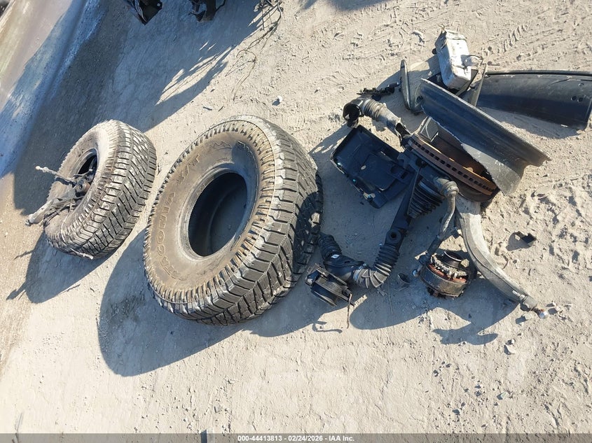 2022 Ford Bronco VIN: 1FMEE5BPXNLA96025 Lot: 44413813