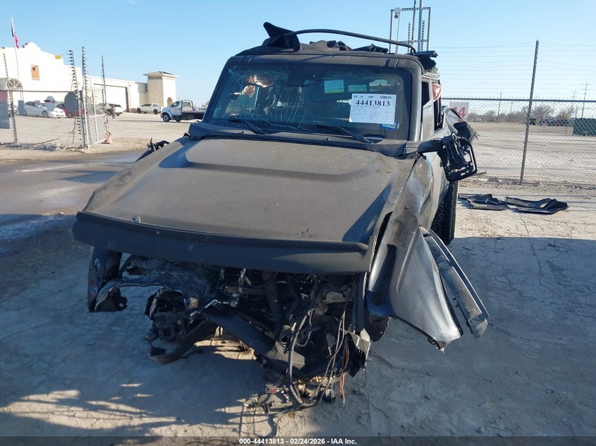 2022 Ford Bronco VIN: 1FMEE5BPXNLA96025 Lot: 44413813