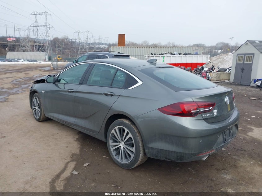 2018 Buick Regal Sportback Essence