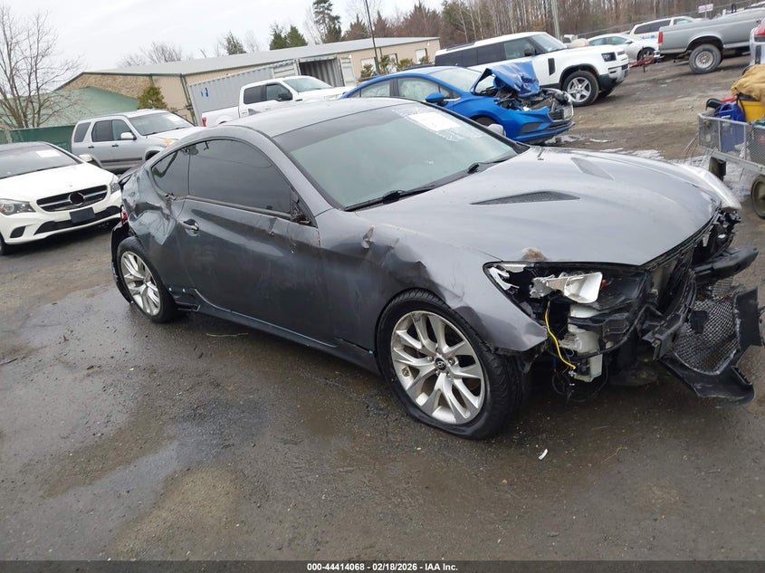 2016 Hyundai Genesis 3.8 Base