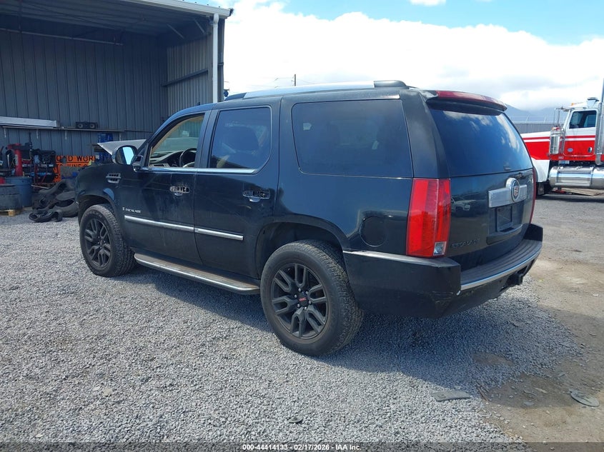 2007 Cadillac Escalade Standard