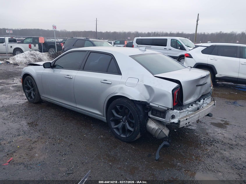 2020 Chrysler 300 Touring