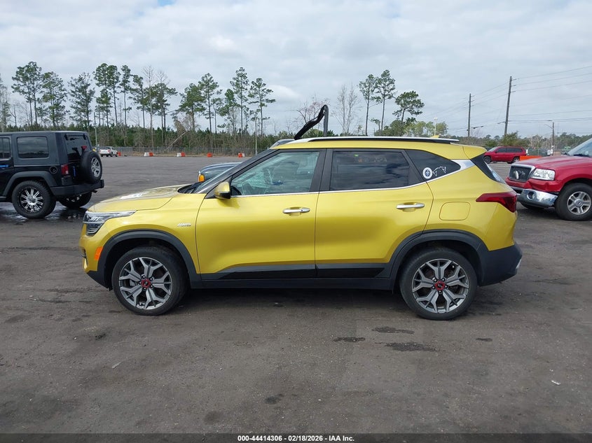 VIN KNDETCA2XM7089927 2021 KIA SELTOS SX TURBO
