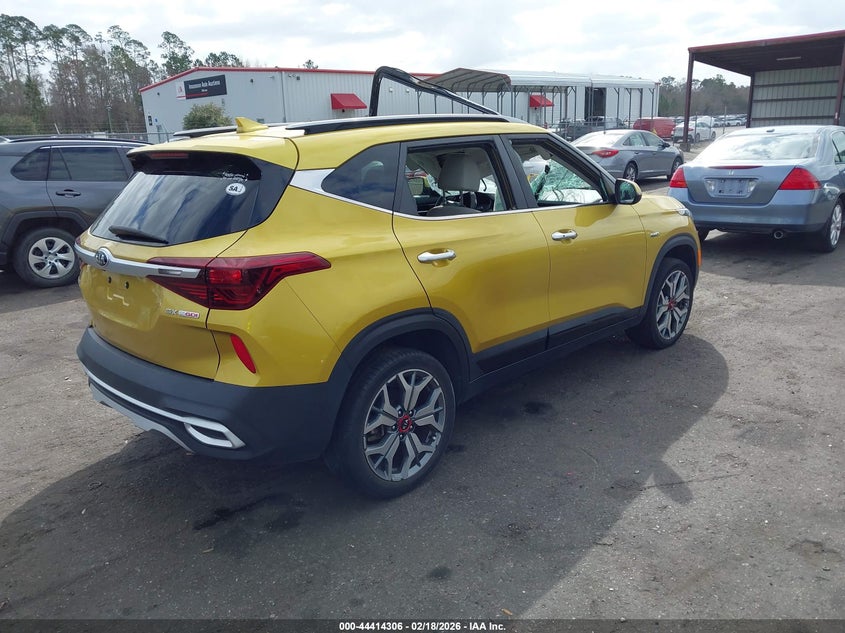 VIN KNDETCA2XM7089927 2021 KIA SELTOS SX TURBO