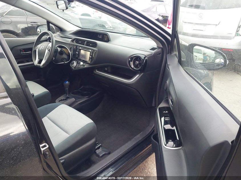 2016 Toyota Prius C Two