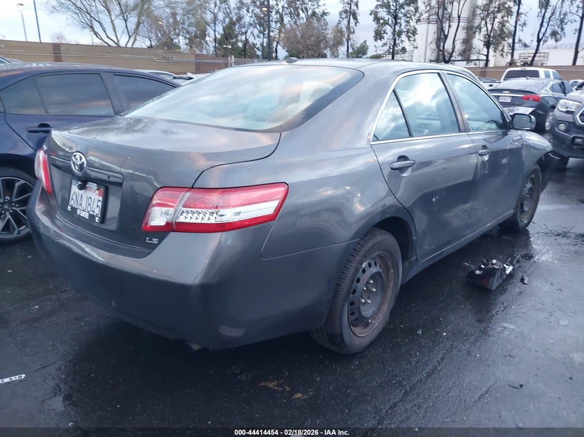 2011 Toyota Camry Le