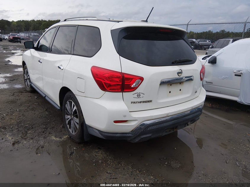 2017 Nissan Pathfinder Sl