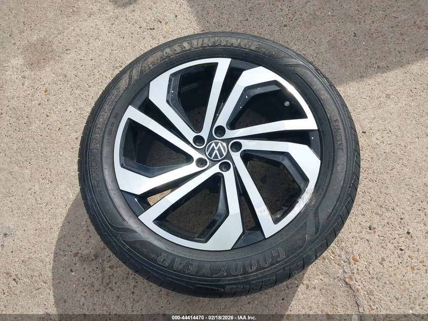 2023 Volkswagen Atlas Cross Sport 3.6L V6 Sel VIN: 1V2BE2CA8PC200125 Lot: 44414470