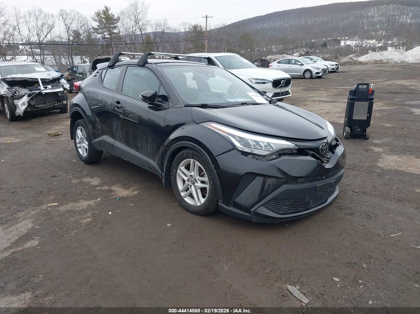 2021 TOYOTA C-HR LE