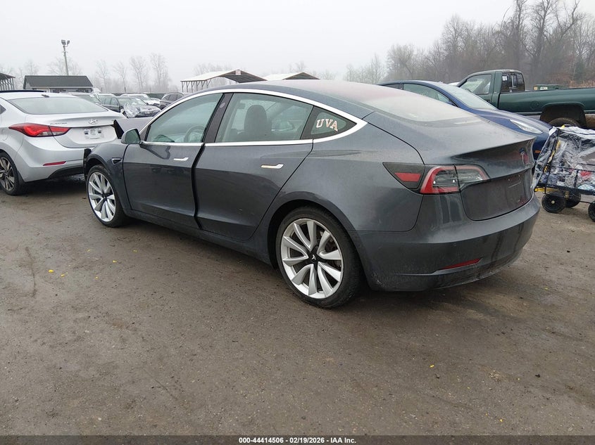 2018 Tesla Model 3 Long Range/Performance