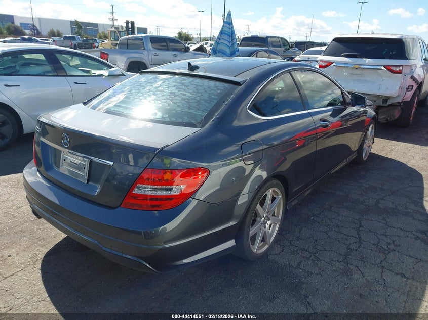 2015 Mercedes-Benz C 250