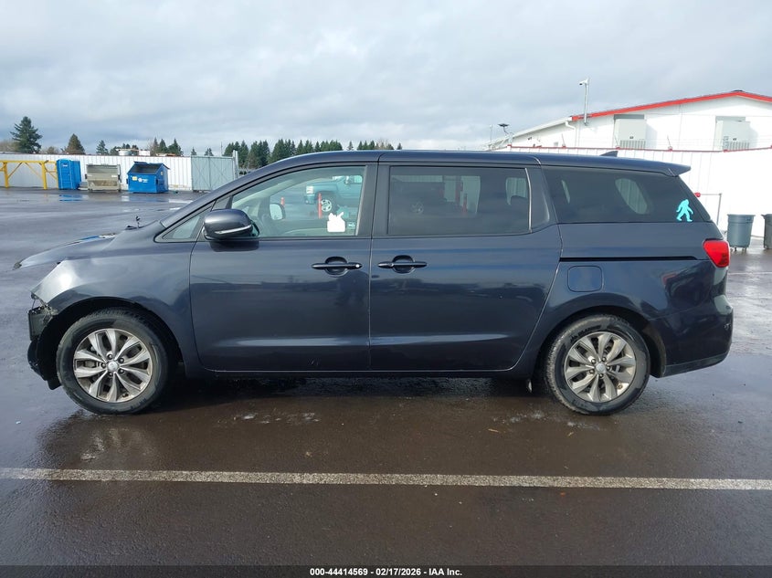 VIN KNDMB5C1XK6548682 2019 KIA SEDONA LX