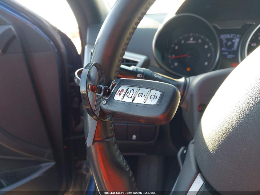 2017 Hyundai Veloster Value Edition VIN: KMHTC6ADXHU314649 Lot: 44414631