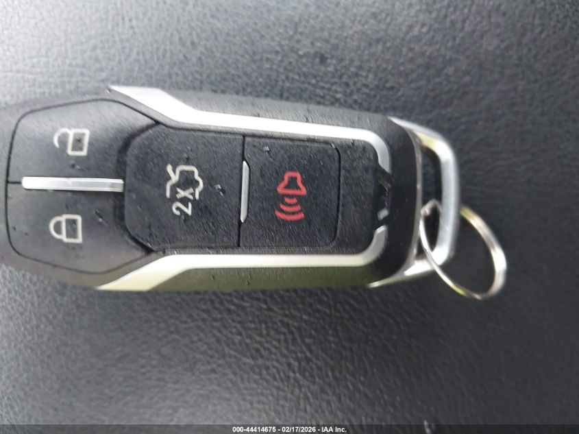 2020 Ford Edge Se VIN: 2FMPK4G92LBA60882 Lot: 44414675